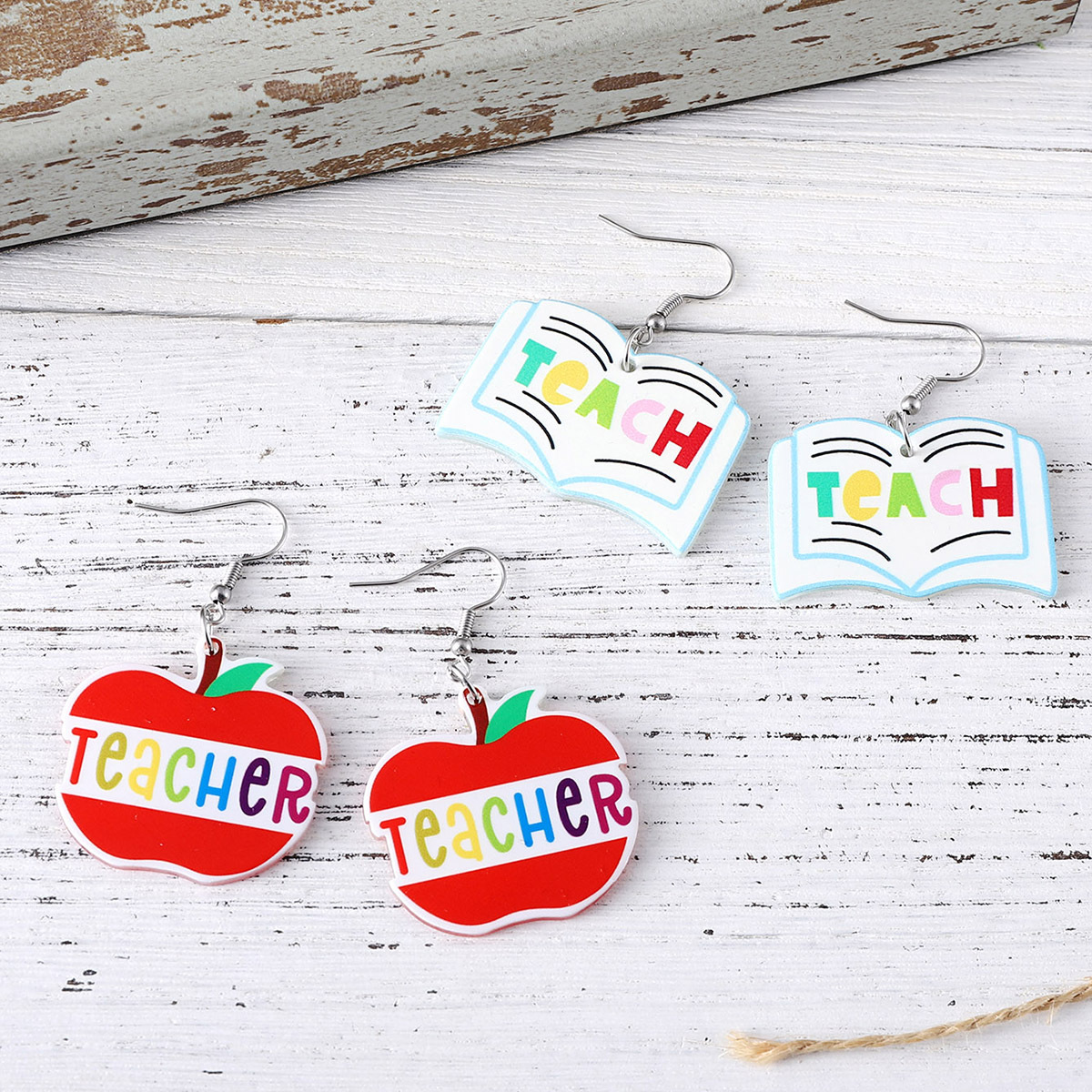 new school season books apple  – обзор и цена Ethnic Fashion Book