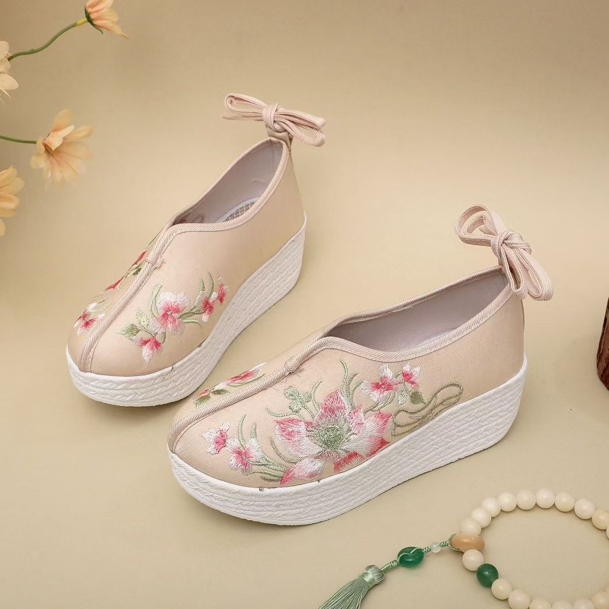 Woman Ethnic Style Wedges Embr – обзор и цена Ethnic Fabric